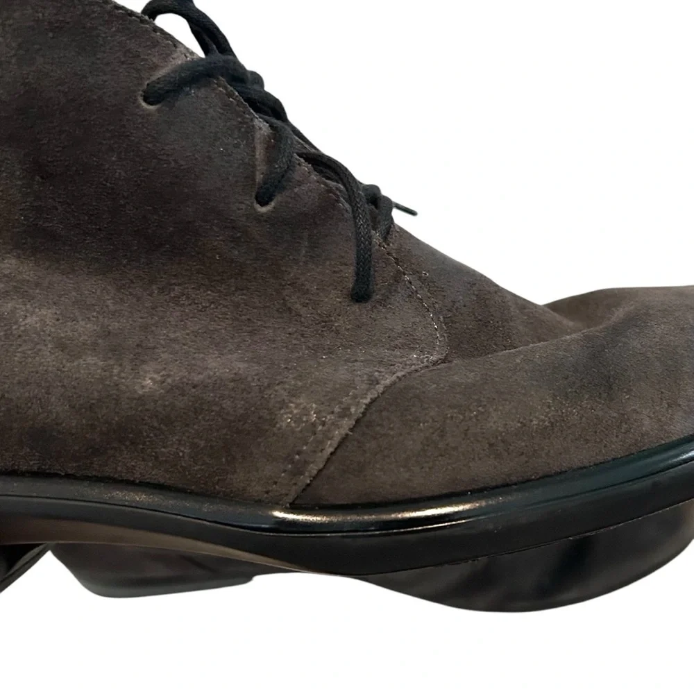 Naot Women's Grey Suede Booties in‎ Size 9.5